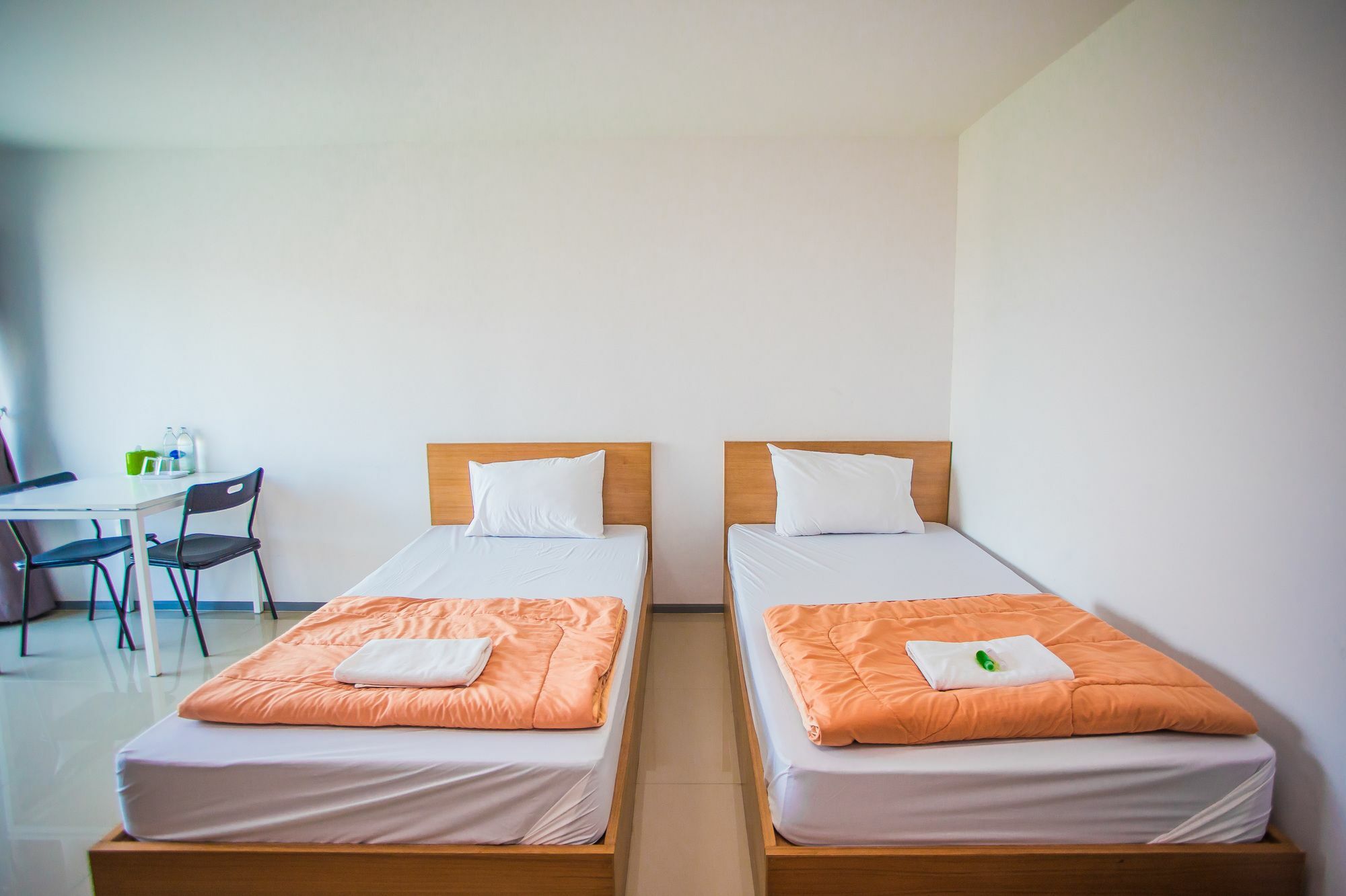 Promsook Apartment Chonburi Esterno foto