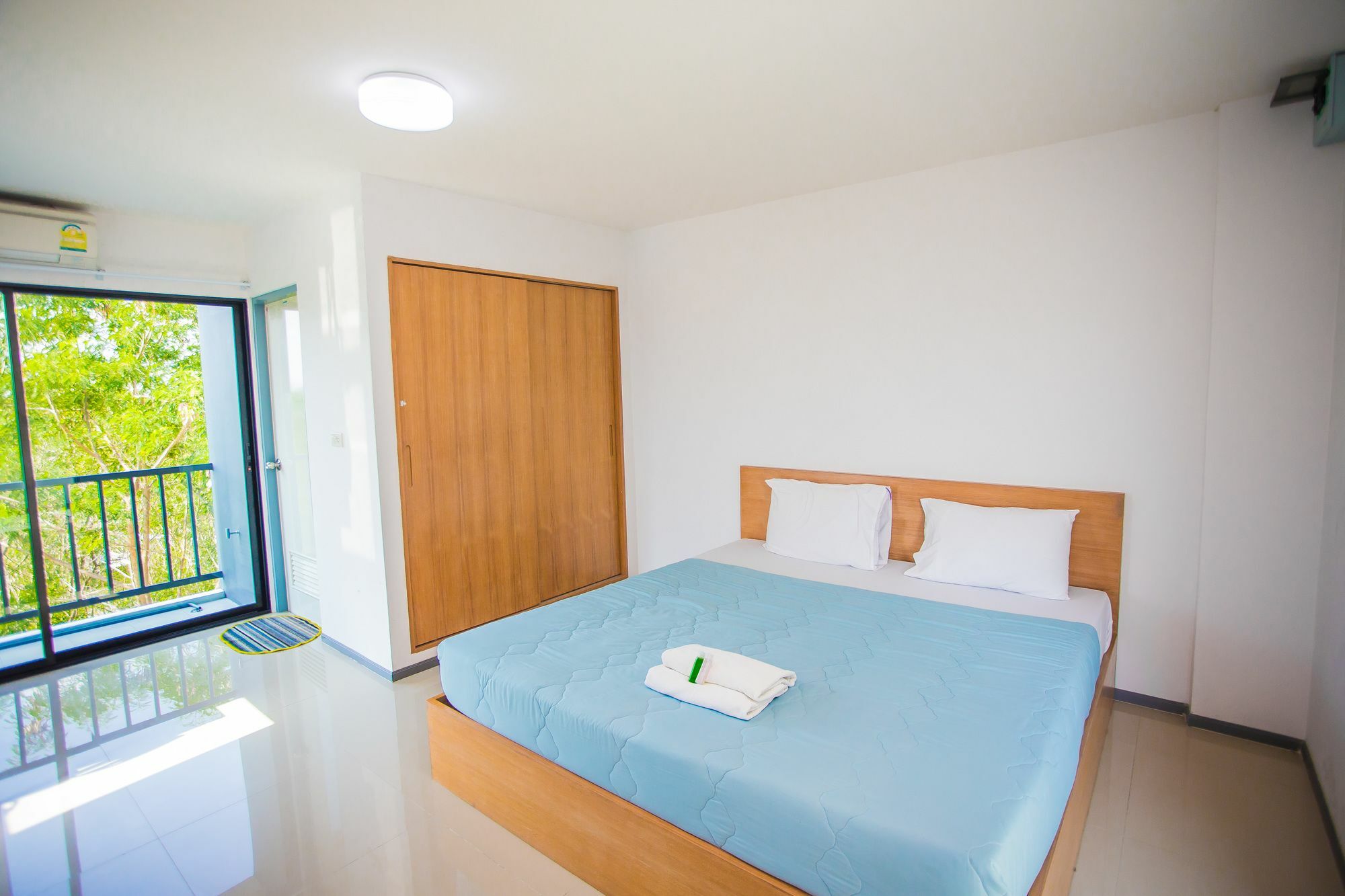 Promsook Apartment Chonburi Esterno foto
