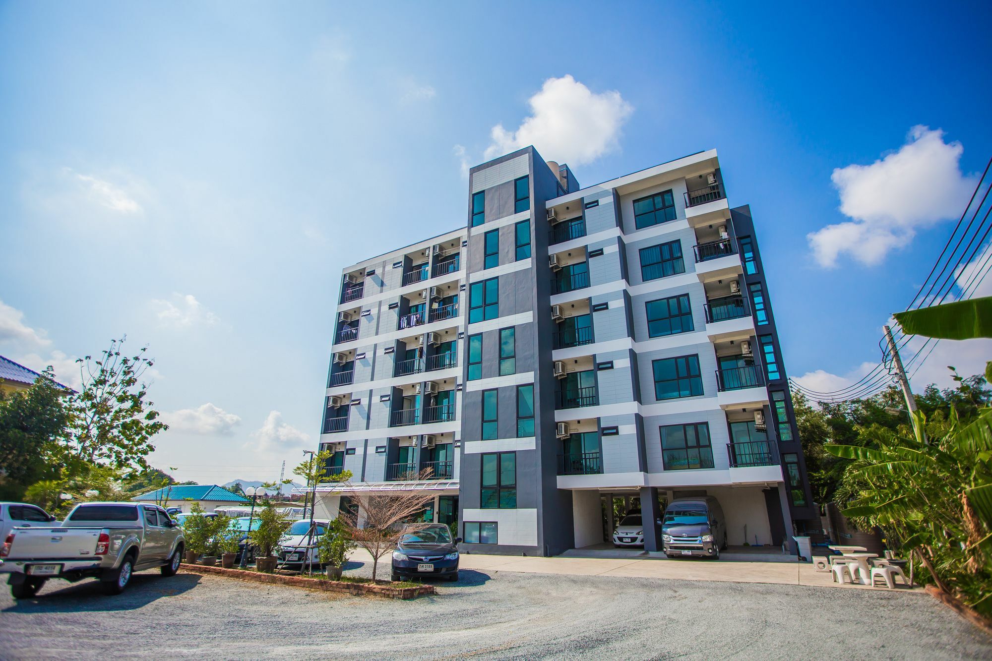 Promsook Apartment Chonburi Esterno foto