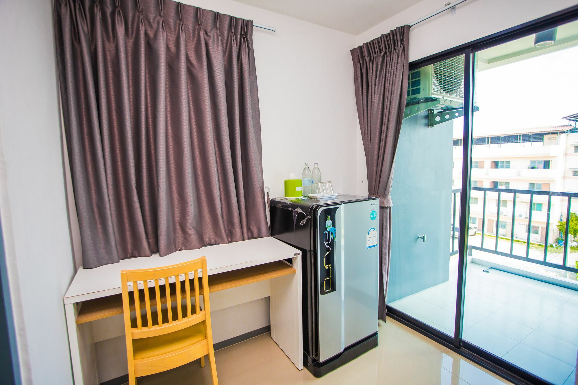 Promsook Apartment Chonburi Esterno foto